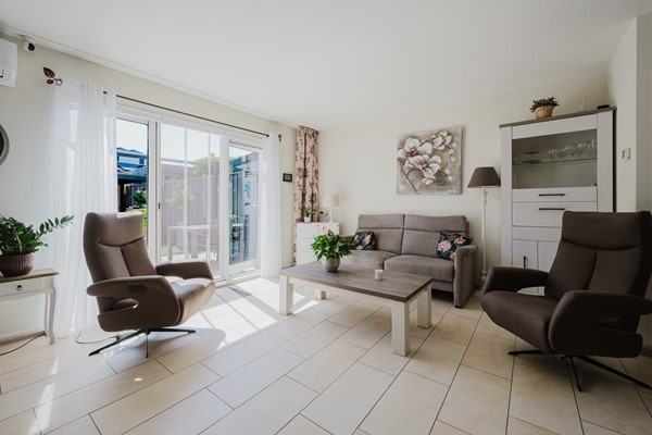 Medium property photo - Troelstrapad 11, 3201 WL Spijkenisse